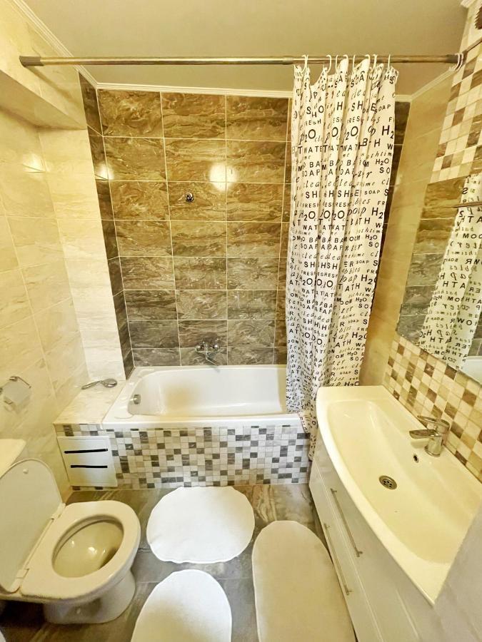 Luxury Central Flat Κισινάου Εξωτερικό φωτογραφία